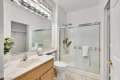 2143 Oliver Springs Street Primary Bathroom