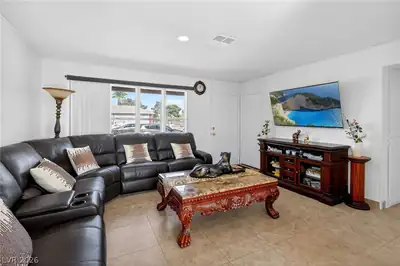 5681 Coaldale Place Living Room