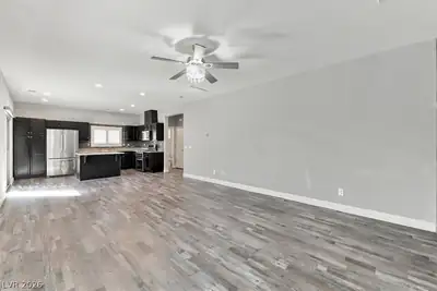 7950 Lost Ranger Peak Street Living Room