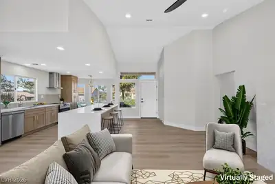 2849 Bluffpoint Drive Living Room