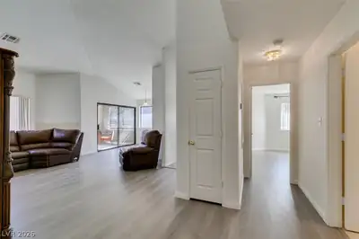5054 South Rainbow Boulevard 202 Living Room