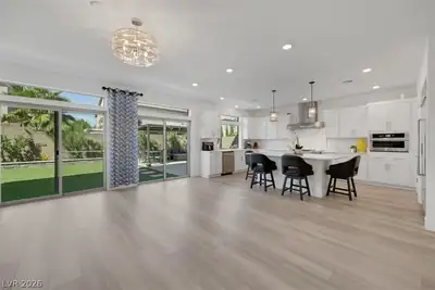 7320 Grace Estate Avenue Living Room
