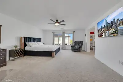 7320 Grace Estate Avenue Primary Bedroom