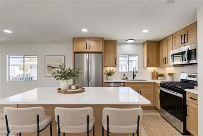 3318 Cape Cod Drive Las Vegas, NV 89122