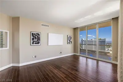 2747 Paradise Road 2605, Las Vegas, NV 89109 