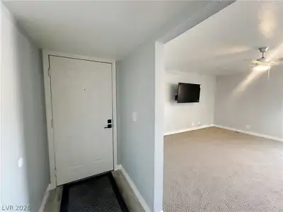 5080 Indian River Drive 400 Entrance Foyer