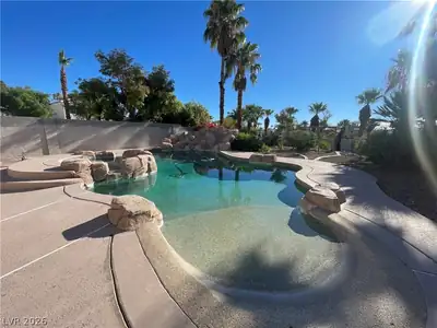 4748 Hamburg Street Pool
