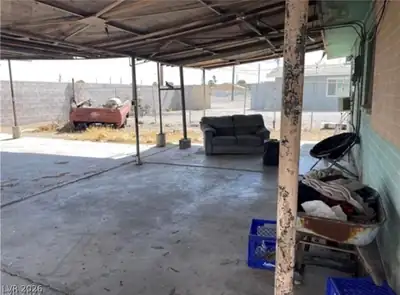 720 West Wilson Avenue Patio