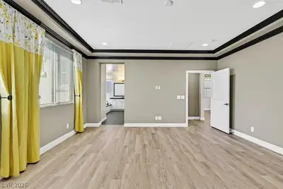 817 Orchard Course Drive Primary Bedroom