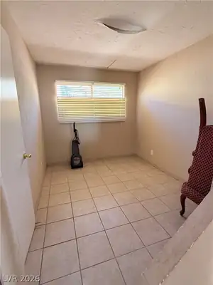 301 Lakeview Drive Bedroom