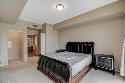 8255 Las Vegas Boulevard 1322 Bedroom