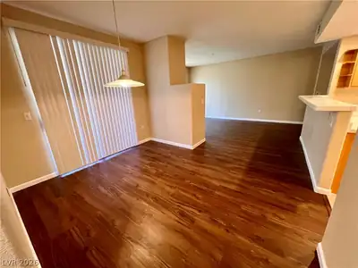 2325 Windmill Parkway 1813 Dining Area