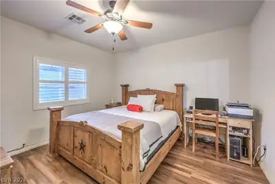 10450 Gold Shadow Avenue Primary Bedroom