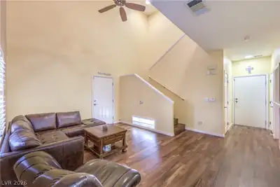 10450 Gold Shadow Avenue Living Room