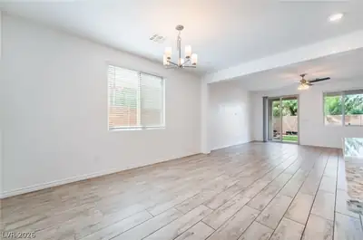 941 Sycamore Falls Street Living Room