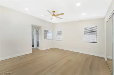 4708 Obannon Drive D Primary Bedroom