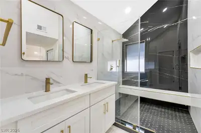4708 Obannon Drive D Bathroom