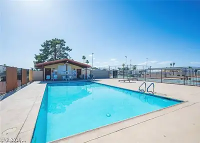 3333 Ewa Beach Drive Pool