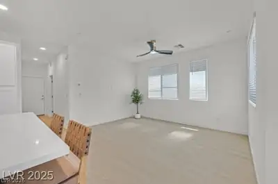 33 Newport Edge Place, Henderson, NV 89015 