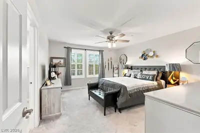 11513 Cedar Shore Avenue Bedroom