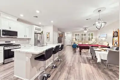 11513 Cedar Shore Avenue Kitchen