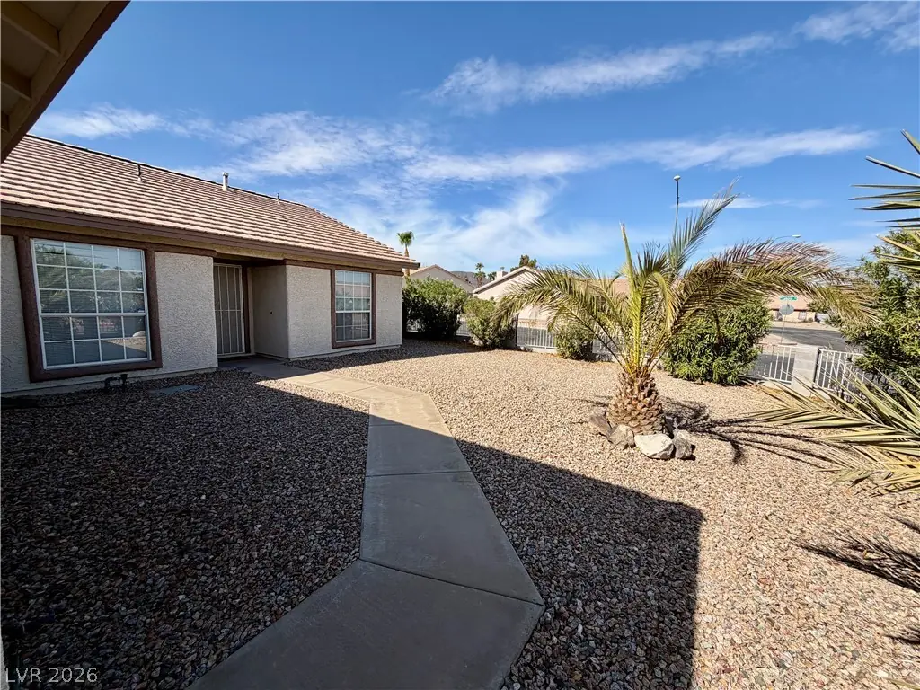 381 Verbena Avenue