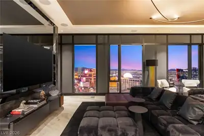3750 Las Vegas Boulevard 4304 