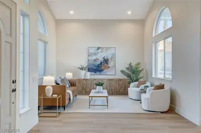 1929 Gleneagles Court, Henderson, NV 89074 