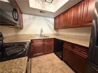1133 Willow Tree Drive A Kitchen