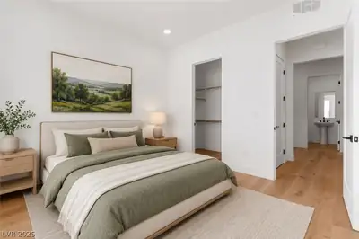 5615 Grizzly Summit Drive Bedroom