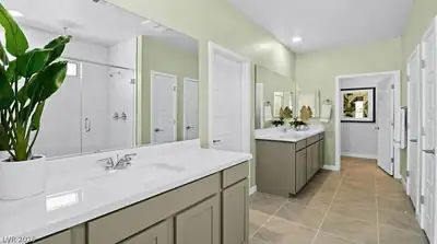 4100 East Brusca Way Primary Bathroom