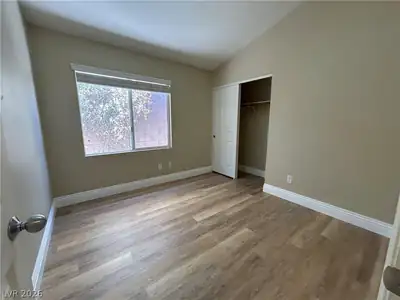 10404 Horseback Ridge Avenue Bedroom