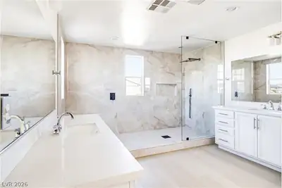 2182 Trivero Street Primary Bathroom