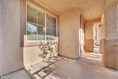 212 Belle Isle Court, Henderson, NV 89012 Entry