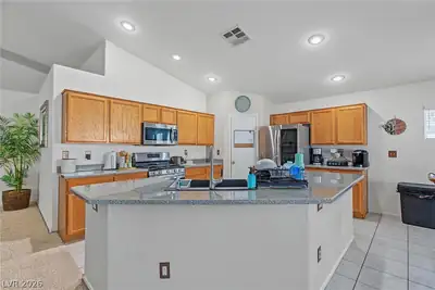 4717 Mountain Tree Street Kitchen