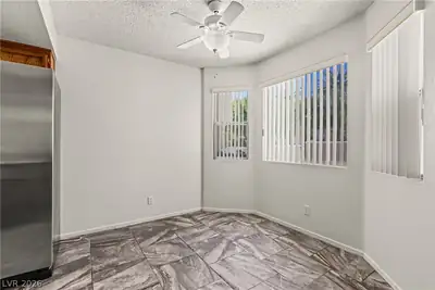 409 Mesa Boulevard 102 Dining Area