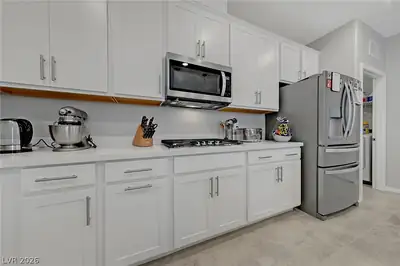 325 Black Turnstone Court Kitchen