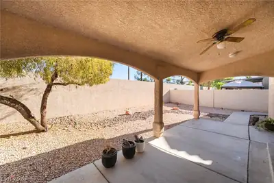884 Sweeping Vine Avenue Patio