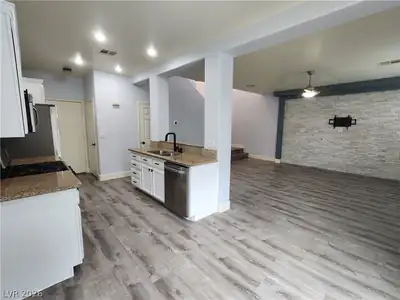 9715 Wailings Avenue, Las Vegas, NV 89148 