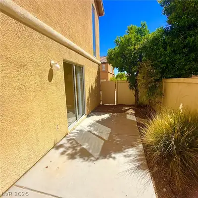 10437 Concetta Avenue Patio