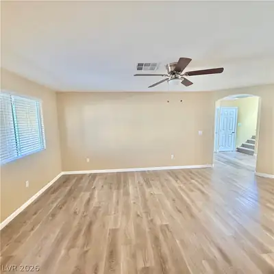 10437 Concetta Avenue Living Room