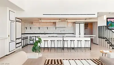 900 South LAS VEGAS Boulevard 1505 Kitchen