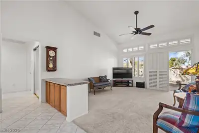 10448 Frostburg Lane Living Room
