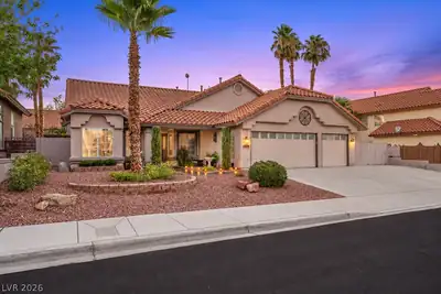 721 Vantage Lane, Las Vegas, NV 89145 Front of Structure