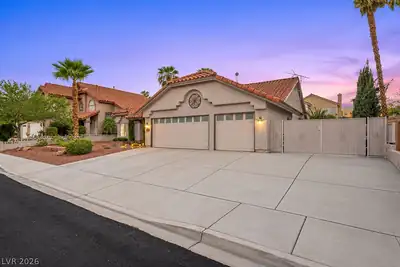 721 Vantage Lane, Las Vegas, NV 89145 Front of Structure