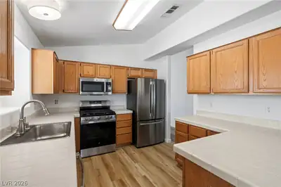 7816 Villa Finestra Drive Kitchen