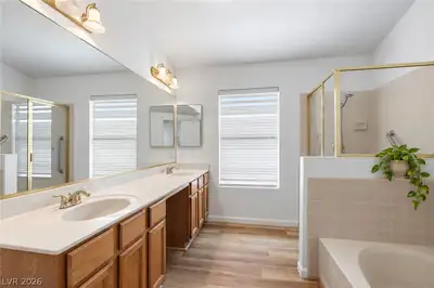 7816 Villa Finestra Drive Primary Bathroom