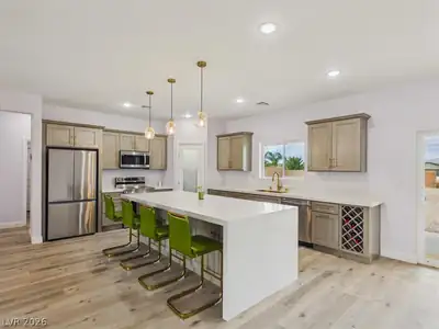 6680 South Raintree Court Kitchen