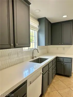 5424 Tassara Way 103, Las Vegas, NV 89108 