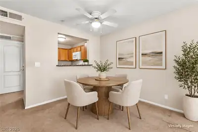 7720 Secret Shore Drive 202 Dining Area